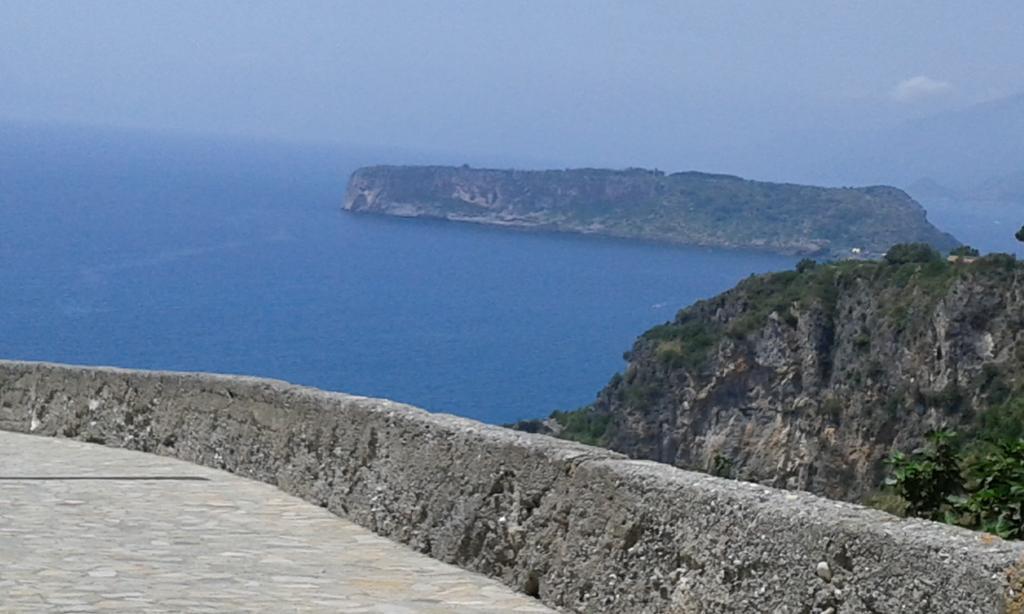 B&B Villa San Nicola 圣尼科拉阿尔切拉 外观 照片