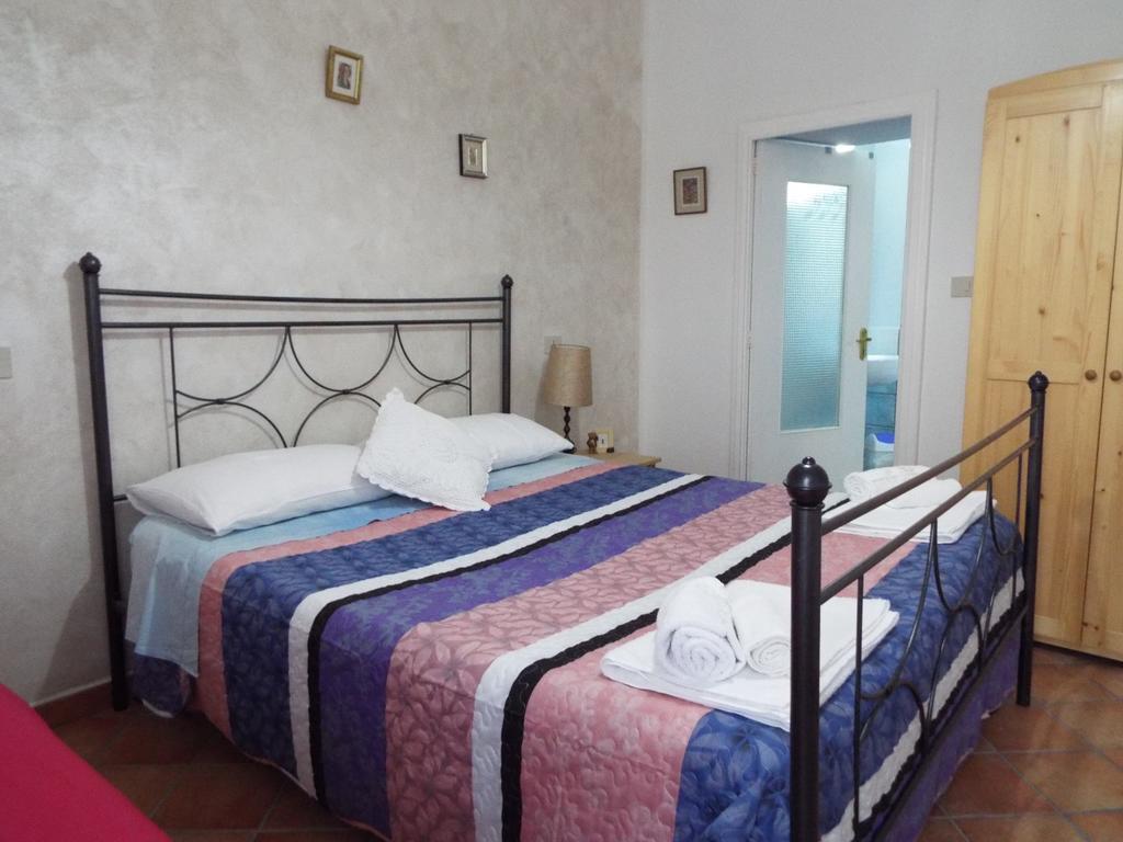 B&B Villa San Nicola 圣尼科拉阿尔切拉 外观 照片